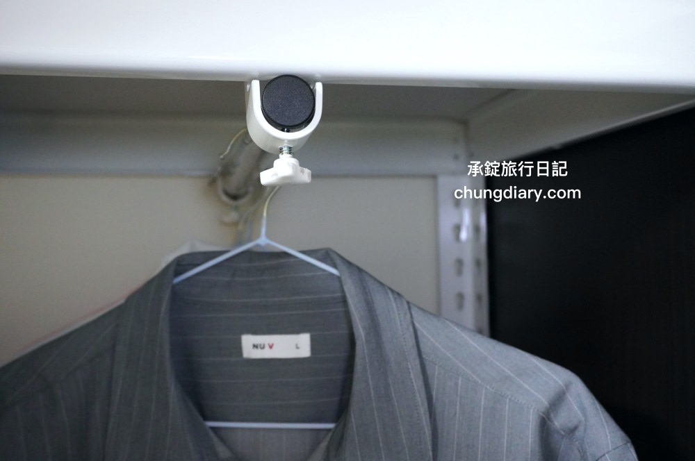 開放式衣櫃推薦【空間特工】工業風「雪皓白」簡約設計，免螺絲角鋼開放式衣櫃、衣架、玄關衣帽架，還有提供十年保固！