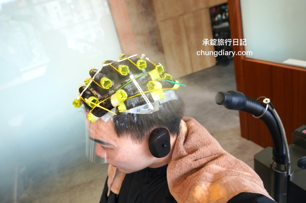 中山站燙髮推薦【台北馬克髮型設計師】採一人服務預約制！男生髮型「日系羊毛卷」，居家好整理の復古不敗款。