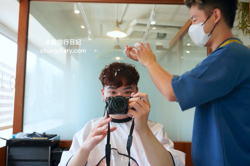 中山站燙髮推薦【台北馬克髮型設計師】採一人服務預約制！男生髮型「日系羊毛卷」，居家好整理の復古不敗款。