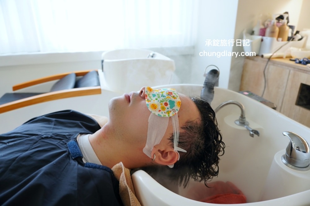 中山站燙髮推薦【台北馬克髮型設計師】採一人服務預約制！男生髮型「日系羊毛卷」，居家好整理の復古不敗款。