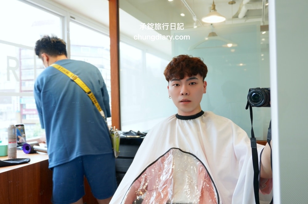 中山站燙髮推薦【台北馬克髮型設計師】採一人服務預約制！男生髮型「日系羊毛卷」，居家好整理の復古不敗款。