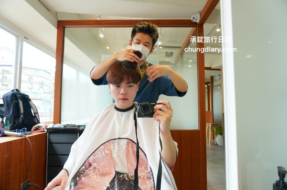中山站燙髮推薦【台北馬克髮型設計師】採一人服務預約制！男生髮型「日系羊毛卷」，居家好整理の復古不敗款。