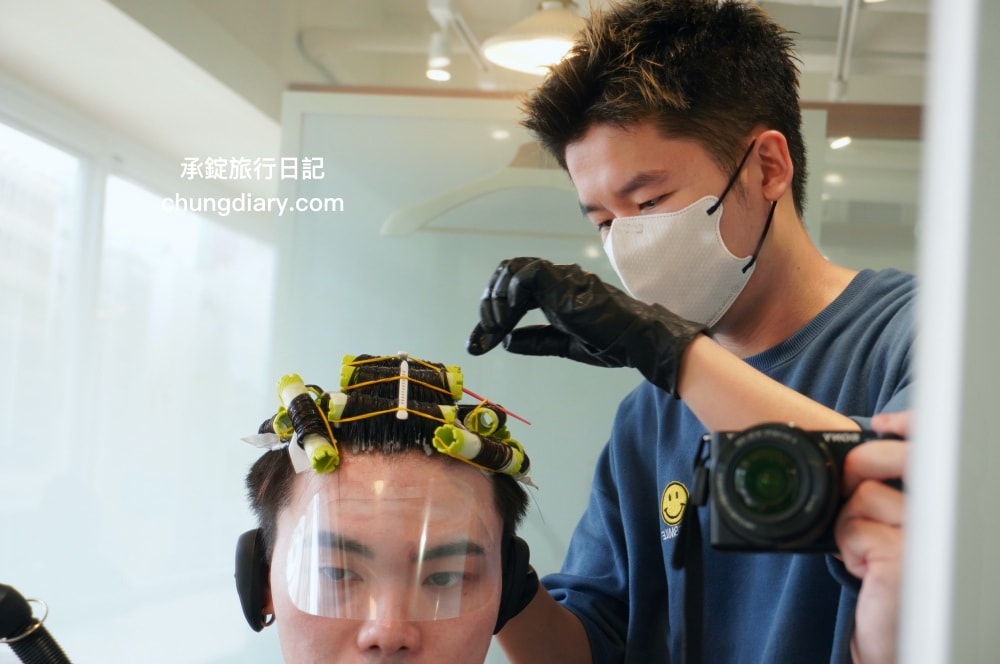 中山站燙髮推薦【台北馬克髮型設計師】採一人服務預約制！男生髮型「日系羊毛卷」，居家好整理の復古不敗款。