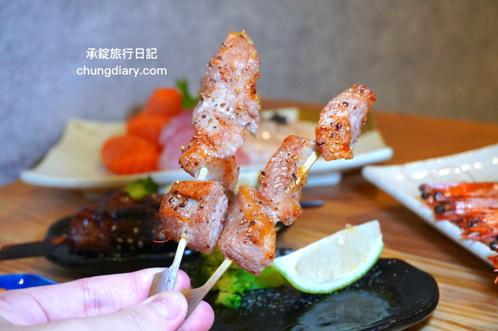 台中太平【九屋太平の聚客所】平價日式料理專賣店推薦！生魚片刺身、握壽司、手捲、串燒、丼飯、生食丼、揚物…等超多選擇。