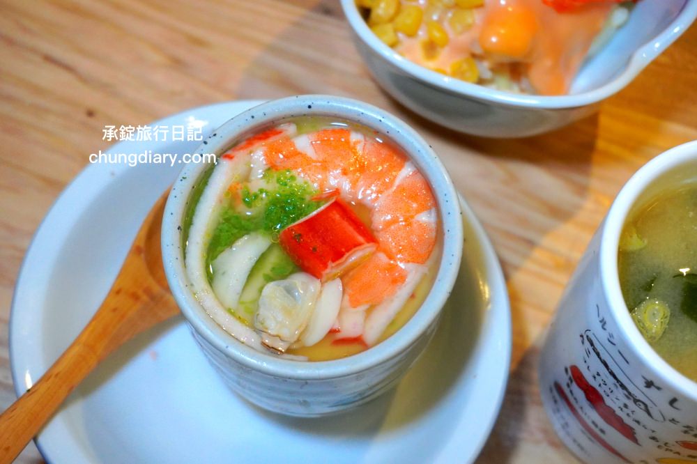 台中太平【九屋太平の聚客所】平價日式料理專賣店推薦！生魚片刺身、握壽司、手捲、串燒、丼飯、生食丼、揚物…等超多選擇。