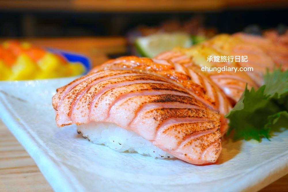 台中太平【九屋太平の聚客所】平價日式料理專賣店推薦！生魚片刺身、握壽司、手捲、串燒、丼飯、生食丼、揚物…等超多選擇。