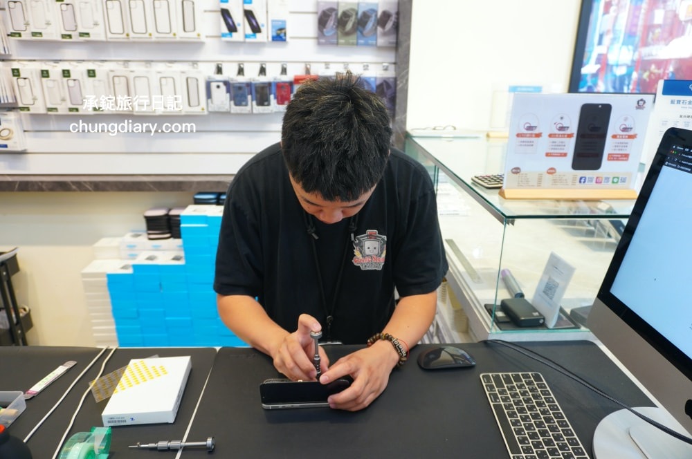 iPhone原廠電池來這換最安心!「保衛站」Apple原廠零件獨立維修中心 (IRP),首創6個月保固、60分鐘快速維修。 - 第19張圖 iPhone原廠電池來這換最安心!「保衛站」Apple原廠零件獨立維修中心 (IRP),首創6個月保固、60分鐘快速維修。