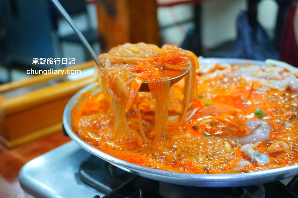 南浦洞美食【大海家 바다집】白鍾元推薦餐廳，隱藏在巷弄釜山50年老店！招牌必點「水中火鍋수중전골」章魚、蝦、蛤蜊、貝類、海鮮…辣海鮮火鍋。