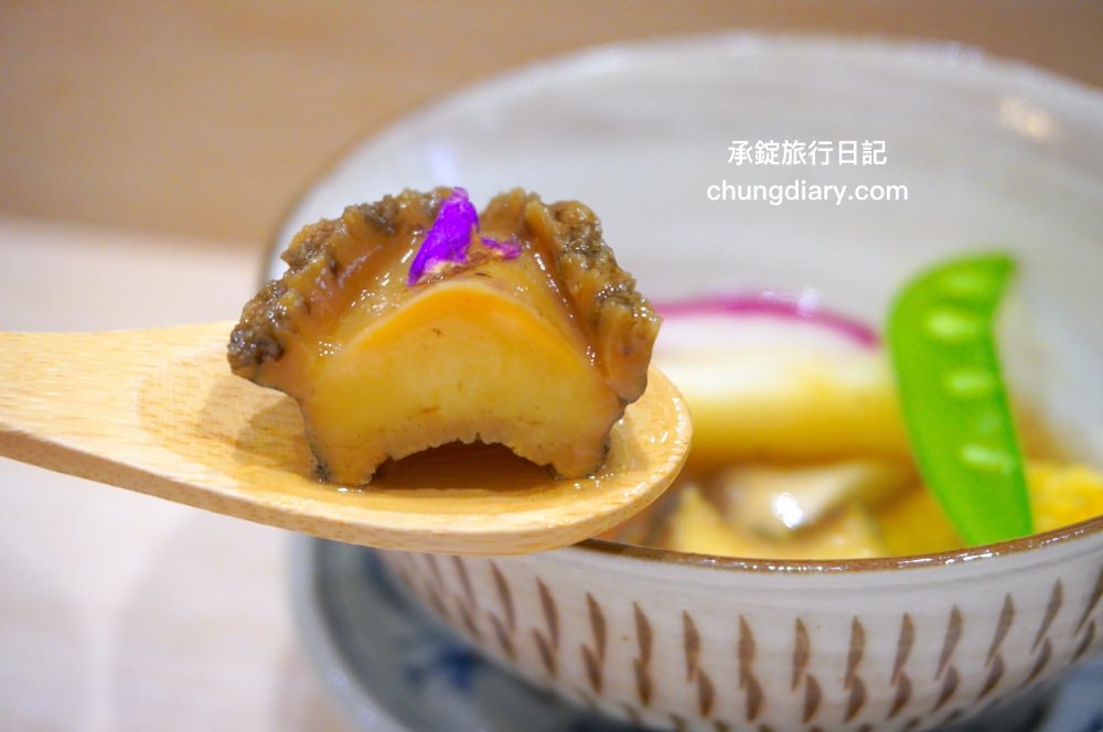 宸安割烹日本料理|台中南屯無菜單料理推薦,18-19道餐點,採預約制一人1500元+10%。 - 第32張圖 宸安割烹日本料理|台中南屯無菜單料理推薦,18-19道餐點,採預約制一人1500元+10%。