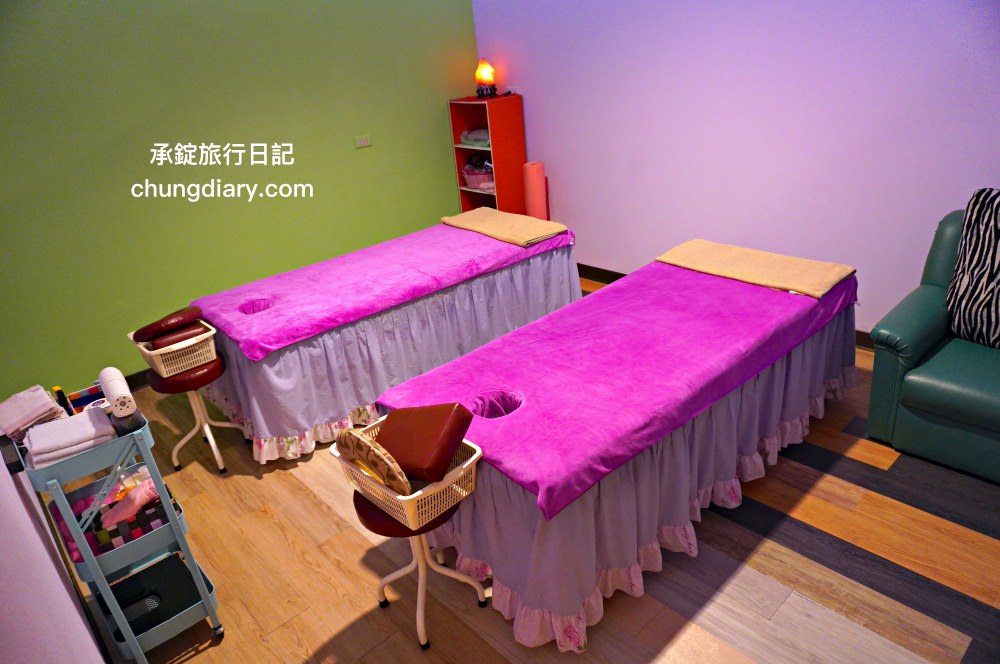 屏東火車站附近【菘足體養生館】高CP值按摩店推薦！肩頸舒筋、腳底按摩、精油舒筋、全身指壓、拔罐刮痧、足體按摩、傳統整復推拿。