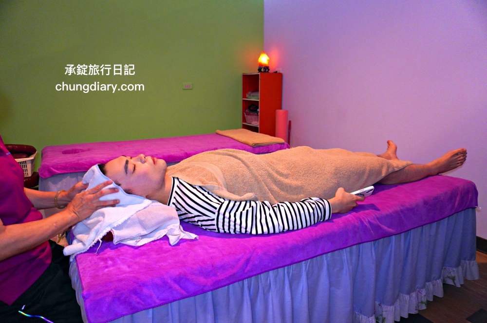 屏東火車站附近【菘足體養生館】高CP值按摩店推薦！肩頸舒筋、腳底按摩、精油舒筋、全身指壓、拔罐刮痧、足體按摩、傳統整復推拿。