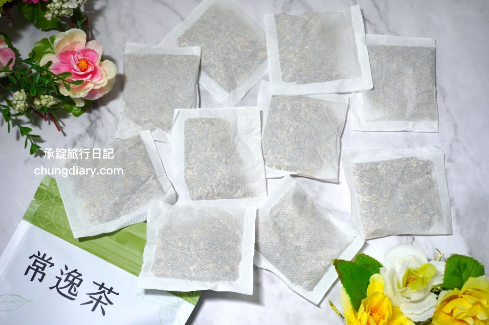 漢方養生茶推薦【常逸茶】全德中醫團隊研發，添加中藥與花草原料：金錢薄荷、西洋參、桔梗、陳皮、桑葉、甘草、菊花、乾薑。主打補充營養、調養正氣、減緩腦霧的茶品！