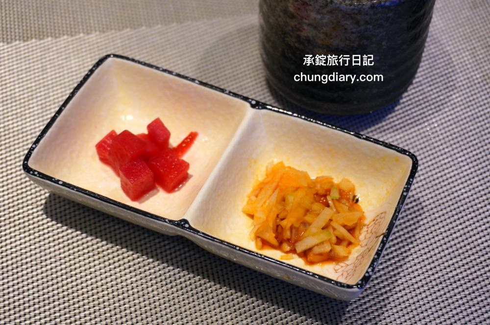 明水然・樂 新竹林森店｜新竹火車站正對面，幾乎0負評的無菜單鐵板燒，採預約制！野生活龍蝦、日本A5和牛、和牛漢堡、北海道生食級干貝…等海陸大餐，來自台北一位難求的爆紅鐵板燒品牌。