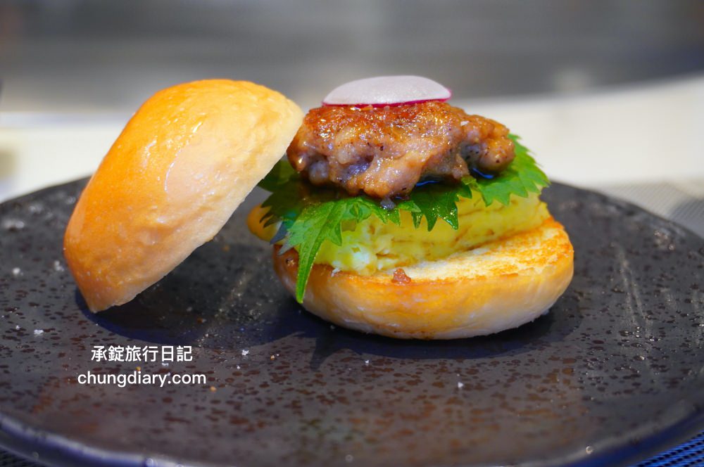 明水然・樂 新竹林森店｜新竹火車站正對面，幾乎0負評的無菜單鐵板燒，採預約制！野生活龍蝦、日本A5和牛、和牛漢堡、北海道生食級干貝…等海陸大餐，來自台北一位難求的爆紅鐵板燒品牌。