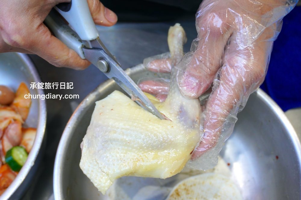 台中太平小吃【木子李鹽水雞】文青風手提輕食餐盒！去骨雞胸肉、大雞腿！冷滷味、涼拌小菜、內臟類、季節水果…超多選擇。