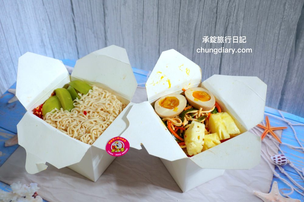 台中太平小吃【木子李鹽水雞】文青風手提輕食餐盒！去骨雞胸肉、大雞腿！冷滷味、涼拌小菜、內臟類、季節水果…超多選擇。