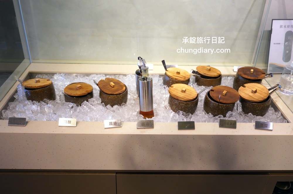 森饗鍋物 Senn shabu 台中漢口館｜西屯火鍋店推薦！人氣火鍋店品牌，激推「招牌胡椒豬肚湯」超好喝！還有抹茶冰淇淋、咖啡、飲料自助吧。