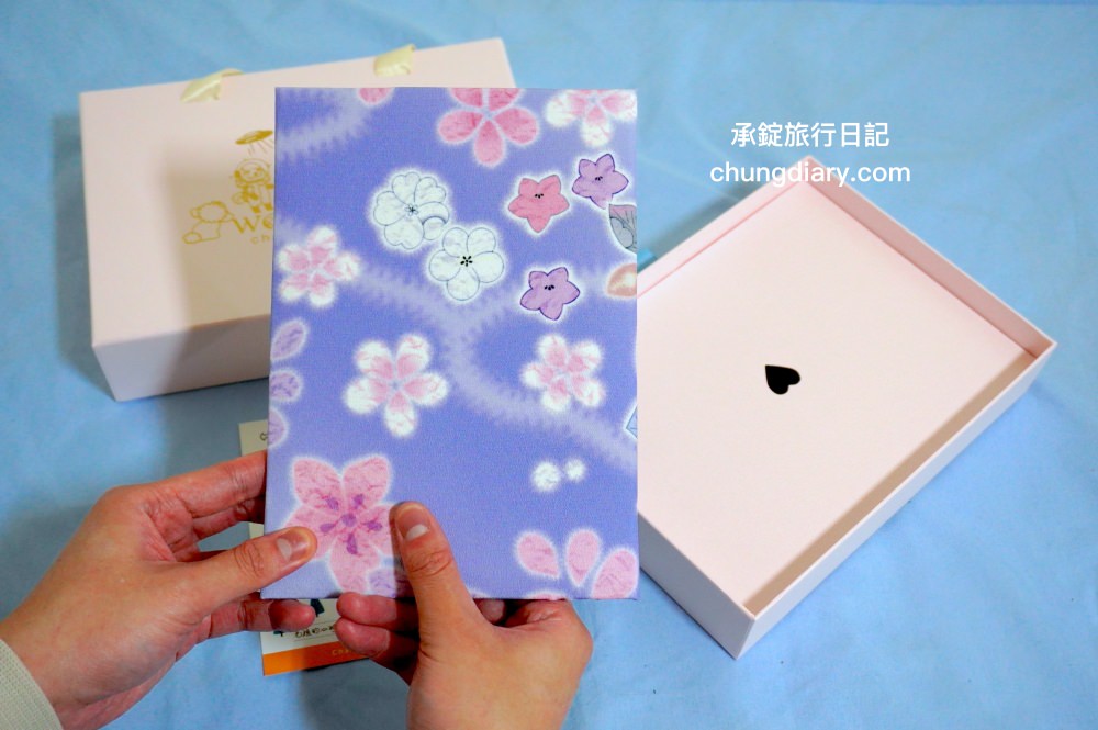 汪心球SinStar|職人客製化!寵物專屬精裝獎狀,選用日本和服專用布料,給毛小孩的讚美及鼓勵!養狗狗日常也需要滿滿的儀式感。 - 第11張圖 汪心球SinStar|職人客製化!寵物專屬精裝獎狀,選用日本和服專用布料,給毛小孩的讚美及鼓勵!養狗狗日常也需要滿滿的儀式感。