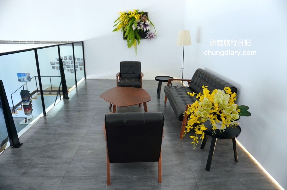 泓電樓梯升降椅—彰化門市|代理歐洲品牌,市佔五成全台安裝率第一!Otolift Modul-Air Smart 彎曲型樓梯升降椅。 - 第32張圖 泓電樓梯升降椅—彰化門市|代理歐洲品牌,市佔五成全台安裝率第一!Otolift Modul-Air Smart 彎曲型樓梯升降椅。