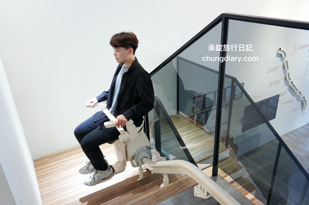 泓電樓梯升降椅—彰化門市|代理歐洲品牌,市佔五成全台安裝率第一!Otolift Modul-Air Smart 彎曲型樓梯升降椅。 - 第28張圖 泓電樓梯升降椅—彰化門市|代理歐洲品牌,市佔五成全台安裝率第一!Otolift Modul-Air Smart 彎曲型樓梯升降椅。