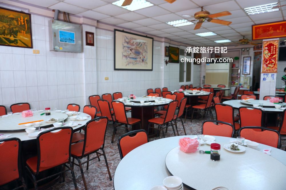 澎湖海鮮餐廳【長進餐廳】澎湖天后宮對街附近，多人桌菜、新鮮海產、和菜套餐組合。