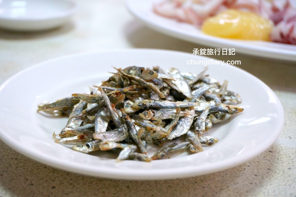 澎湖海鮮餐廳【長進餐廳】澎湖天后宮對街附近，多人桌菜、新鮮海產、和菜套餐組合。