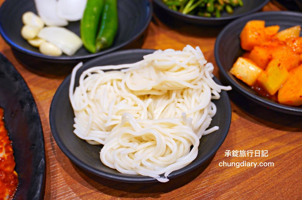 【釜山豬肉湯飯推薦】大建名家豬肉湯飯 대건명가돼지국밥|釜山站/草梁站-24小時營業,我心目中的第一名! - 第30張圖 【釜山豬肉湯飯推薦】大建名家豬肉湯飯 대건명가돼지국밥|釜山站/草梁站-24小時營業,我心目中的第一名!