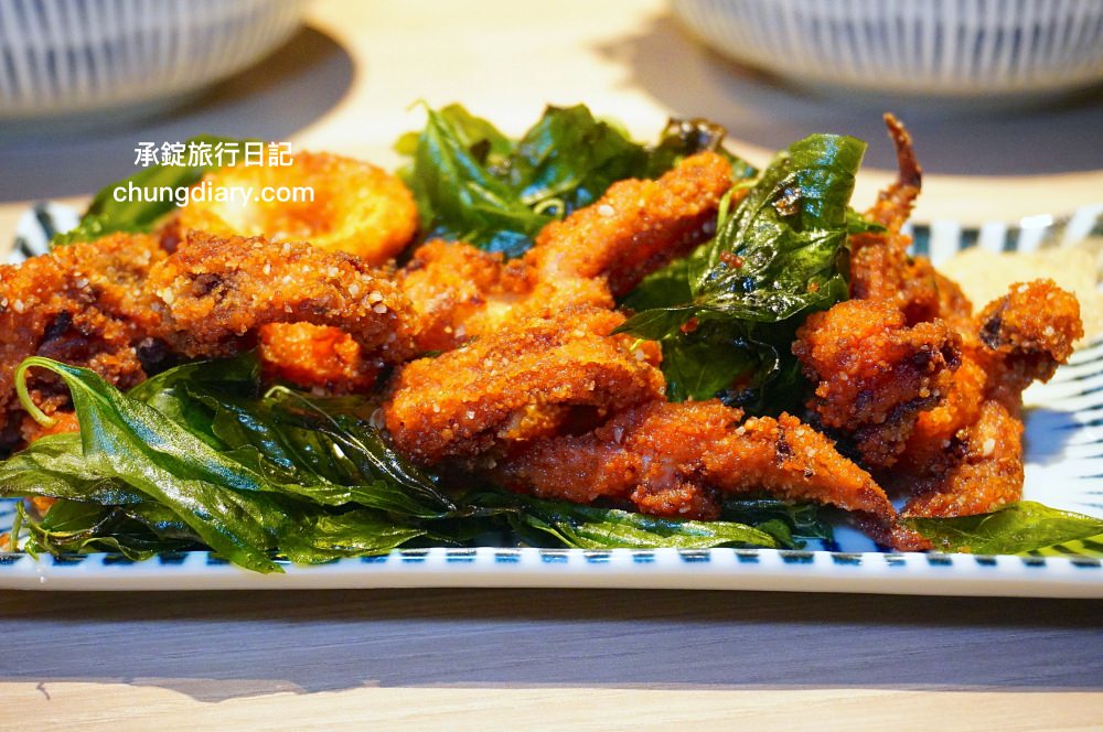 狂一鍋 嘉義市博愛店｜一位難求的台北爆紅火鍋，桌邊爆炒火焰秀、自助吧吃到飽！最潮必吃台式火鍋店，跑到嘉義市插旗也能吃得到。