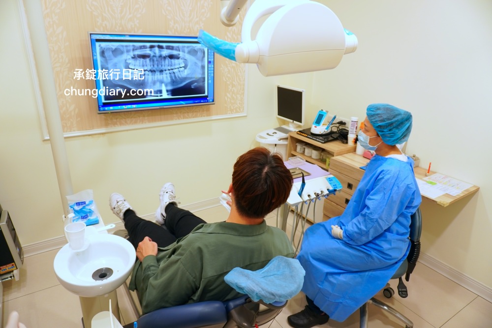 竹北牙醫診所【真美舒眠植牙中心】新竹專業醫師洗牙推薦！牙齒美白、單顆齒雕、微笑曲線設計、牙齦美容諮詢。