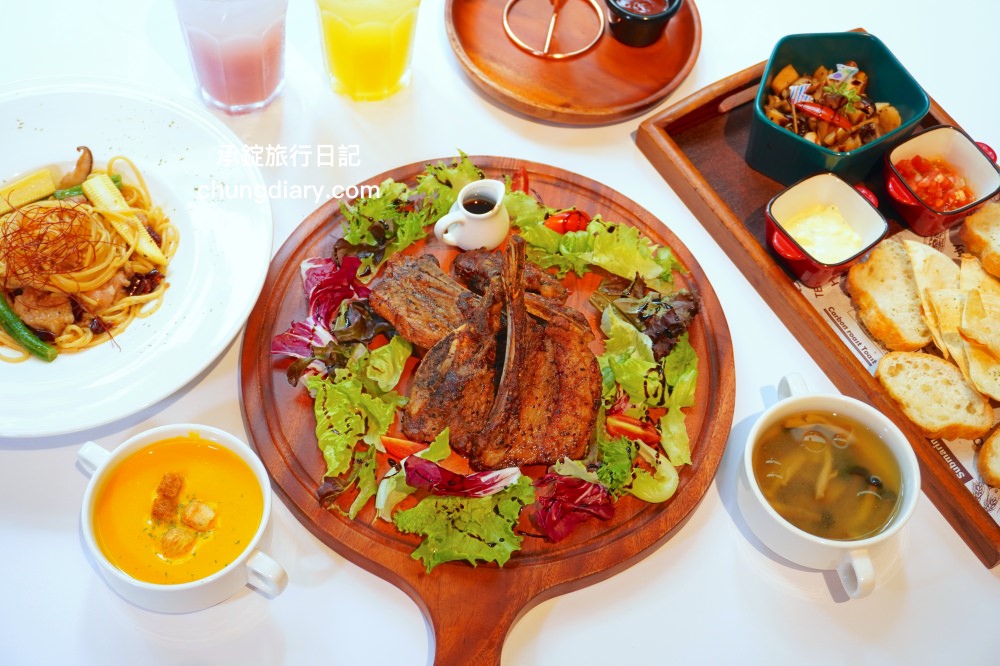 綠萼159地中海南法料理｜台中浪漫約會歐式餐廳，室內外大空間環境，華麗且舒適的用餐氛圍感！台中北屯兔子寵物友善餐廳，兔奴俱樂部聚會舉辦場所。