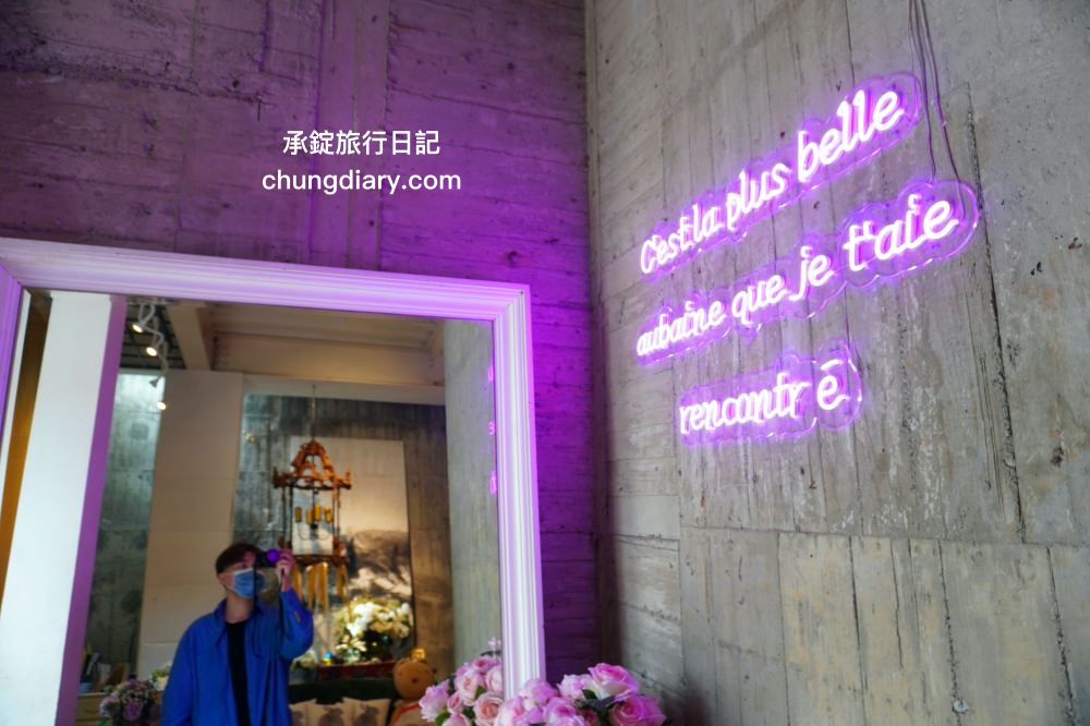 綠萼159地中海南法料理｜台中浪漫約會歐式餐廳，室內外大空間環境，華麗且舒適的用餐氛圍感！台中北屯兔子寵物友善餐廳，兔奴俱樂部聚會舉辦場所。