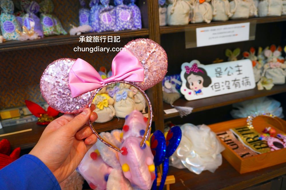 綠萼159地中海南法料理｜台中浪漫約會歐式餐廳，室內外大空間環境，華麗且舒適的用餐氛圍感！台中北屯兔子寵物友善餐廳，兔奴俱樂部聚會舉辦場所。