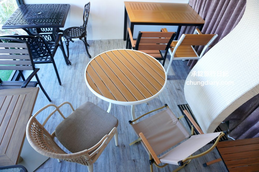 台中餐桌椅批發【綻呈營業用餐具餐桌椅專賣店】台灣製造！商用餐桌椅，與送餐機器人/帶位機器人旗艦展示店。