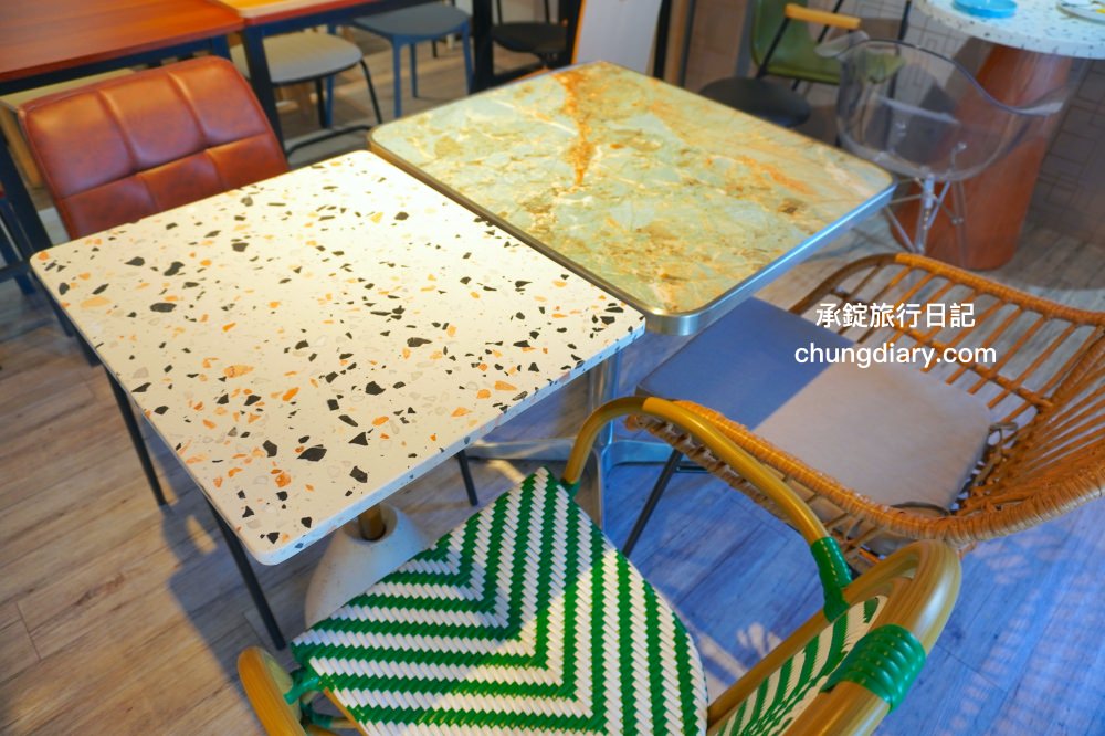 台中餐桌椅批發【綻呈營業用餐具餐桌椅專賣店】台灣製造！商用餐桌椅，與送餐機器人/帶位機器人旗艦展示店。