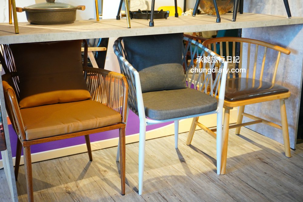 台中餐桌椅批發【綻呈營業用餐具餐桌椅專賣店】台灣製造！商用餐桌椅，與送餐機器人/帶位機器人旗艦展示店。