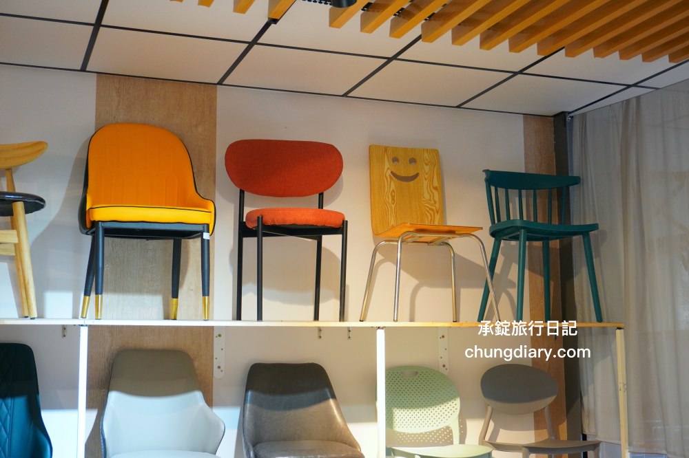 台中餐桌椅批發【綻呈營業用餐具餐桌椅專賣店】台灣製造！商用餐桌椅，與送餐機器人/帶位機器人旗艦展示店。