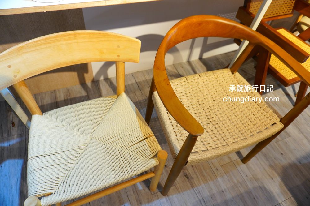 台中餐桌椅批發【綻呈營業用餐具餐桌椅專賣店】台灣製造！商用餐桌椅，與送餐機器人/帶位機器人旗艦展示店。