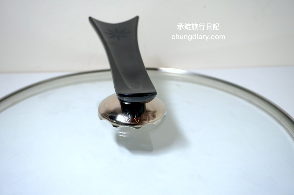 義大利CUOCO不沾鍋【大寶鍋S3鑽石旗艦版】石墨烯不沾炒鍋34cm,煎鍋、炒鍋、湯鍋三合一鍋型!Graphene 石墨烯材質,不含62項PFAS、無PFOA及PFOS,適用各式爐具:IH、電磁爐、瓦斯爐…等。 - 第11張圖 義大利CUOCO不沾鍋【大寶鍋S3鑽石旗艦版】石墨烯不沾炒鍋34cm,煎鍋、炒鍋、湯鍋三合一鍋型!Graphene 石墨烯材質,不含62項PFAS、無PFOA及PFOS,適用各式爐具:IH、電磁爐、瓦斯爐…等。