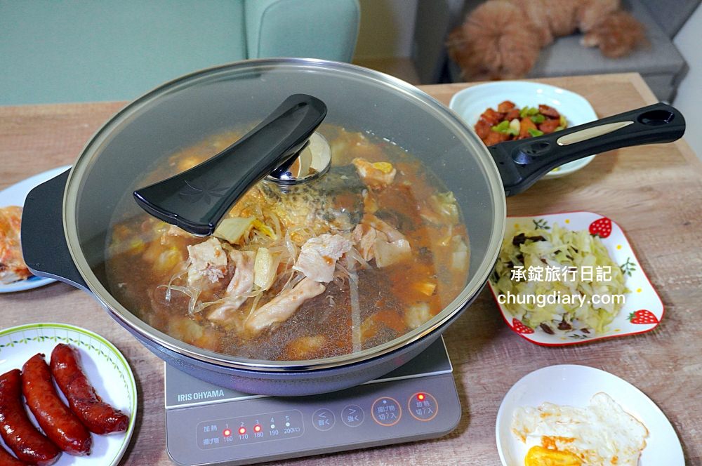 義大利CUOCO不沾鍋【大寶鍋S3鑽石旗艦版】石墨烯不沾炒鍋34cm,煎鍋、炒鍋、湯鍋三合一鍋型!Graphene 石墨烯材質,不含62項PFAS、無PFOA及PFOS,適用各式爐具:IH、電磁爐、瓦斯爐…等。 - 第2張圖 義大利CUOCO不沾鍋【大寶鍋S3鑽石旗艦版】石墨烯不沾炒鍋34cm,煎鍋、炒鍋、湯鍋三合一鍋型!Graphene 石墨烯材質,不含62項PFAS、無PFOA及PFOS,適用各式爐具:IH、電磁爐、瓦斯爐…等。