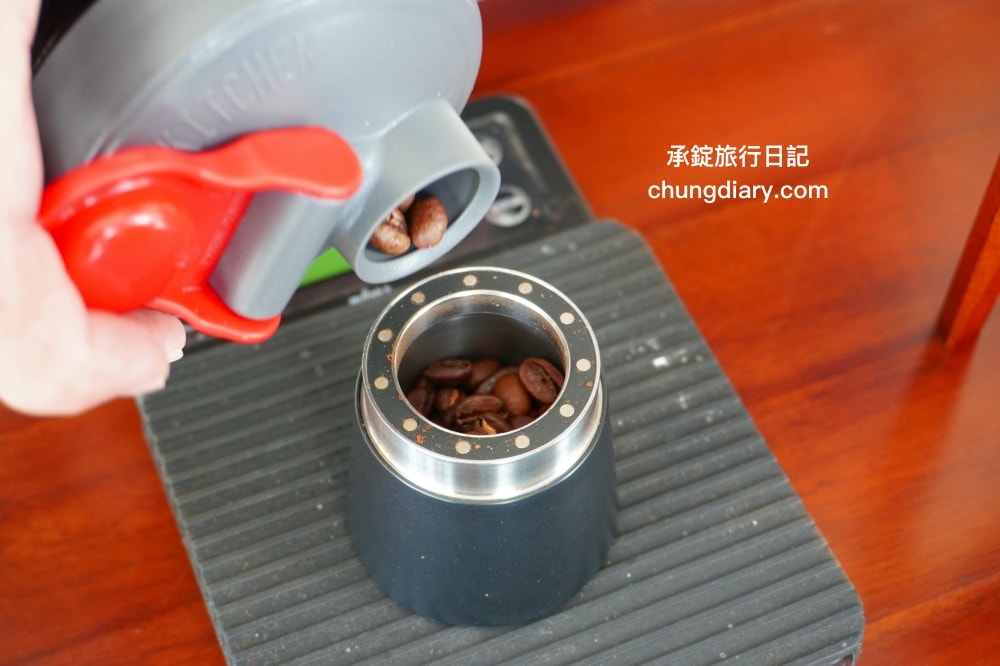 嘉義兩天一夜行程規劃|阿里山烏龍茶、台灣高山茶、梅山竹崎瑞里景點推薦!三癸亭製茶、出水坑步道、出水製茶所、雲潭瀑布、雲潭舖子&有人伴伴coffee、茶壺餐廳。 - 第57張圖 嘉義兩天一夜行程規劃|阿里山烏龍茶、台灣高山茶、梅山竹崎瑞里景點推薦!三癸亭製茶、出水坑步道、出水製茶所、雲潭瀑布、雲潭舖子&有人伴伴coffee、茶壺餐廳。