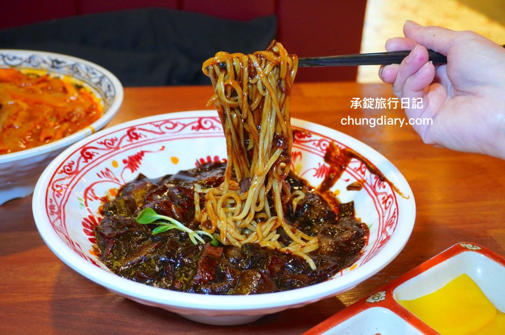 西面炸醬麵/海鮮炒碼麵【寶貝飯店西面店 보배반점 서면점】一個人來也可以來吃!來自2003年連鎖品牌,釜山中華料理餐廳推薦,距離西面站七號出口3分鐘。 - 第23張圖 西面炸醬麵/海鮮炒碼麵【寶貝飯店西面店 보배반점 서면점】一個人來也可以來吃!來自2003年連鎖品牌,釜山中華料理餐廳推薦,距離西面站七號出口3分鐘。