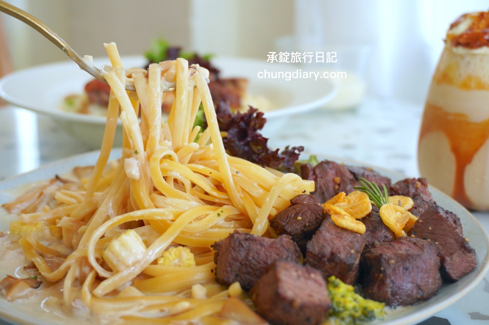 貳食尋夢所｜台中北區英才路早午餐推薦，純白歐風裝潢餐廳，療癒系美食義式料理，義大利麵、燉飯、可頌餐盤、濃湯、與蛋糕甜點。