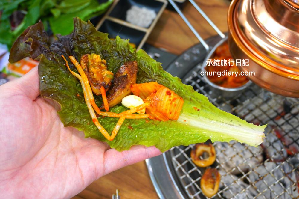 釜山西面烤肉【東方畜產西面總店 동방축산 서면본점】24小時營業!韓國烤腸、韓式烤五花肉、三層肉、松阪豬、牛排骨、牛肋眼肉…等,價格實惠、份量十足、用餐環境乾淨明亮且寬敞。 - 第35張圖 釜山西面烤肉【東方畜產西面總店 동방축산 서면본점】24小時營業!韓國烤腸、韓式烤五花肉、三層肉、松阪豬、牛排骨、牛肋眼肉…等,價格實惠、份量十足、用餐環境乾淨明亮且寬敞。