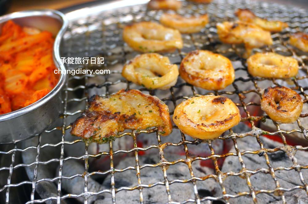 釜山西面烤肉【東方畜產西面總店 동방축산 서면본점】24小時營業!韓國烤腸、韓式烤五花肉、三層肉、松阪豬、牛排骨、牛肋眼肉…等,價格實惠、份量十足、用餐環境乾淨明亮且寬敞。 - 第31張圖 釜山西面烤肉【東方畜產西面總店 동방축산 서면본점】24小時營業!韓國烤腸、韓式烤五花肉、三層肉、松阪豬、牛排骨、牛肋眼肉…等,價格實惠、份量十足、用餐環境乾淨明亮且寬敞。