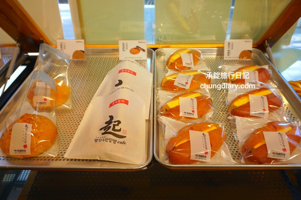 釜山西面美食【起麵包匠人 빵장수단팥빵】爆漿鮮奶油紅豆麵包，冰涼可口、濃郁奶香超好吃！（營業資訊、交通指引）