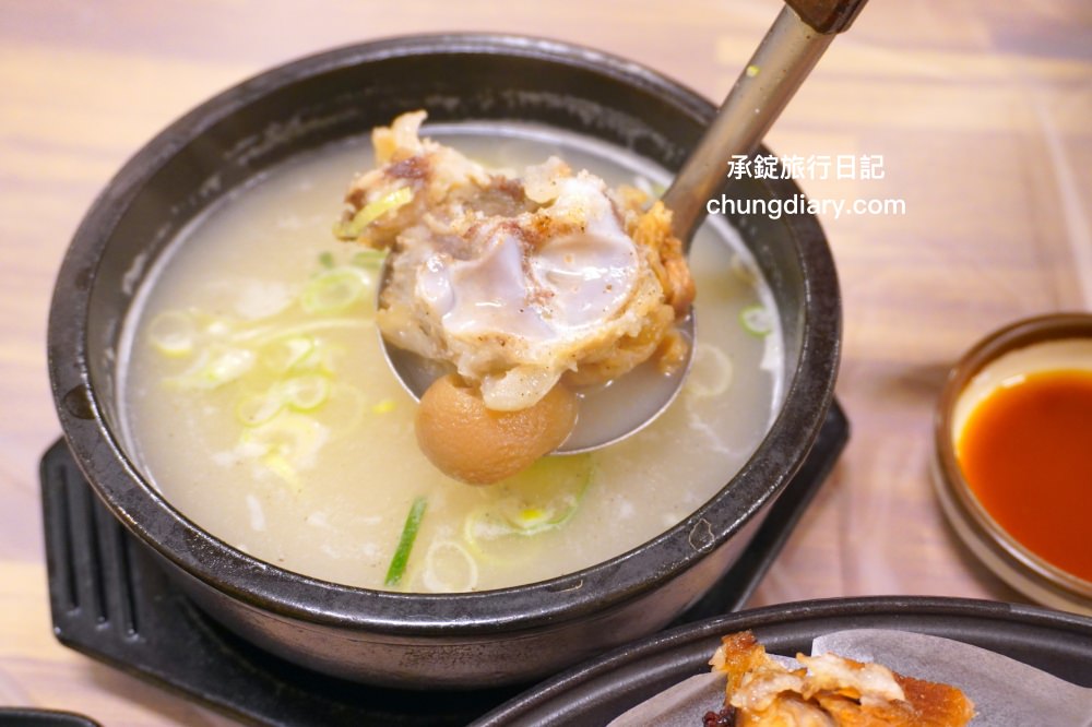 釜山韓式豬腳【漢方王豬腳한방왕족발】南浦站美食,靠近影島大橋附近,美味度NO.1!半半豬腳반반족발(족발반+불족반)。 - 第31張圖 釜山韓式豬腳【漢方王豬腳한방왕족발】南浦站美食,靠近影島大橋附近,美味度NO.1!半半豬腳반반족발(족발반+불족반)。