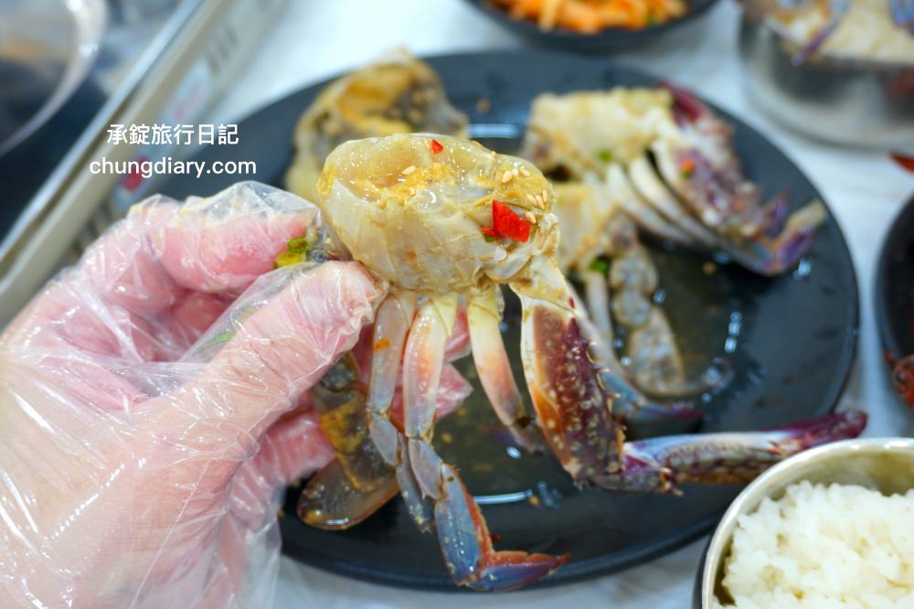 釜山醬蟹吃到飽【명현만간장게장무한리필 부산광안리점】廣安里海水浴場附近,100%韓國延坪島青蟹!韓式辣醬蟹、醬油蟹無限續加。 - 第19張圖 釜山醬蟹吃到飽【명현만간장게장무한리필 부산광안리점】廣安里海水浴場附近,100%韓國延坪島青蟹!韓式辣醬蟹、醬油蟹無限續加。