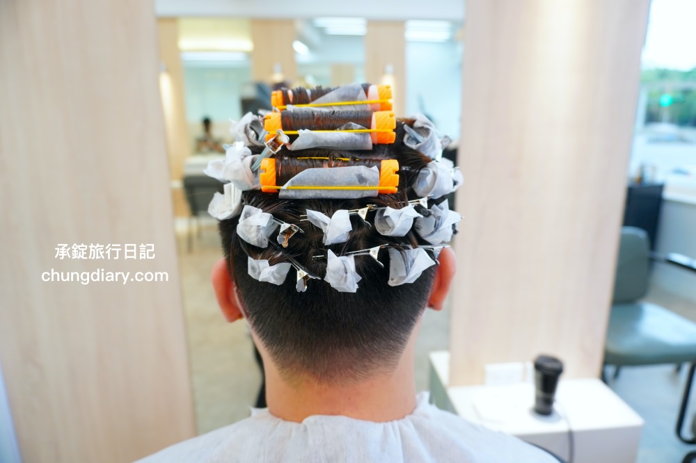 公館髮廊推薦【鉅洋髮藝 G-Young Hair salon】台北中正區美髮店！專業髮型師「Nell年年」擅長男款髮型風格，男士剪髮、男生染髮、韓式燙髮。