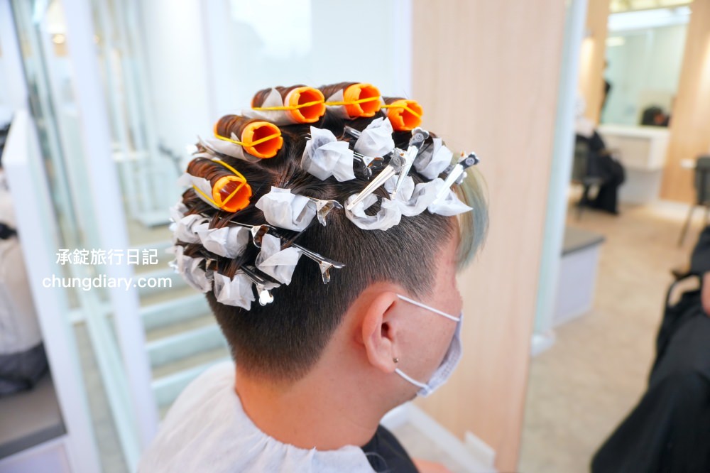 公館髮廊推薦【鉅洋髮藝 G-Young Hair salon】台北中正區美髮店！專業髮型師「Nell年年」擅長男款髮型風格，男士剪髮、男生染髮、韓式燙髮。