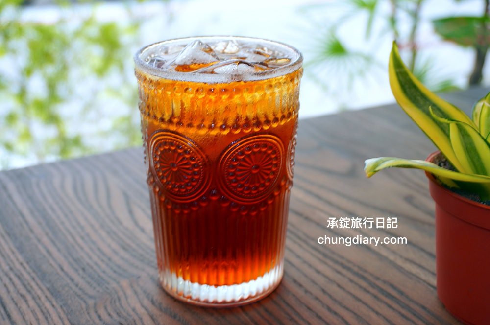 阿飛Brunch|台中火車站早午餐店,明亮溫馨「植物系」裝潢風格,隱藏在巷弄內的綠植餐廳!鄰近~大魯閣新時代購物中心/台中站前秀泰影城/LaLaport台中店|台中東區大智路美食推薦 - 第32張圖 阿飛Brunch|台中火車站早午餐店,明亮溫馨「植物系」裝潢風格,隱藏在巷弄內的綠植餐廳!鄰近~大魯閣新時代購物中心/台中站前秀泰影城/LaLaport台中店|台中東區大智路美食推薦